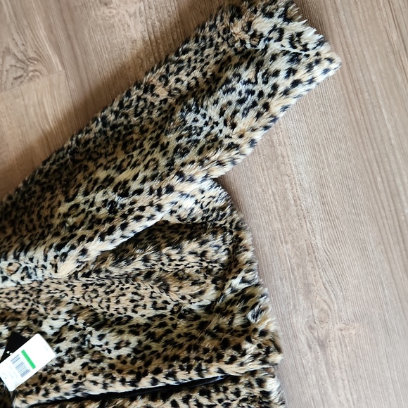 Fever Leopard Jacket - Picture 2 of 3